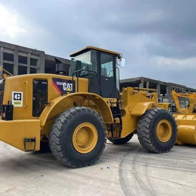 เครื่องบรรทุก CAT ที่ใช้ ปลายหน้า เครื่องบรรทุกล้อ CAT 966H ที่ใช้